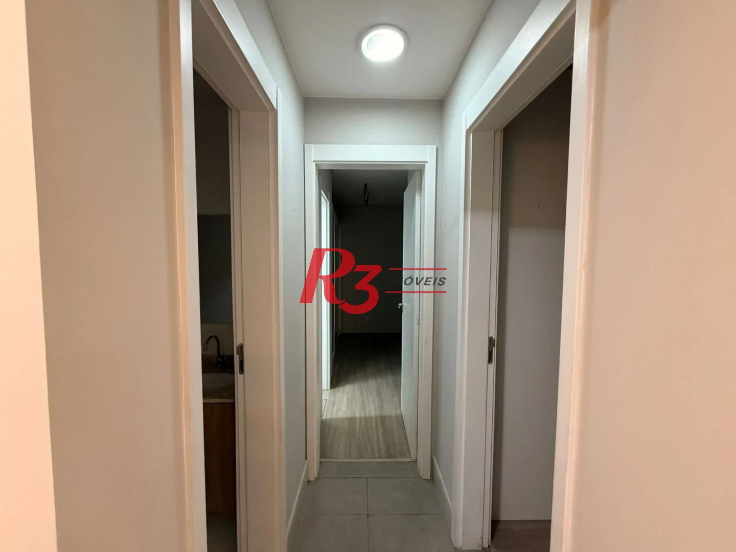 Apartamento com 2 dormitórios para alugar, 63 m² por R$ 4.500,00/mês - Marapé - Santos/SP