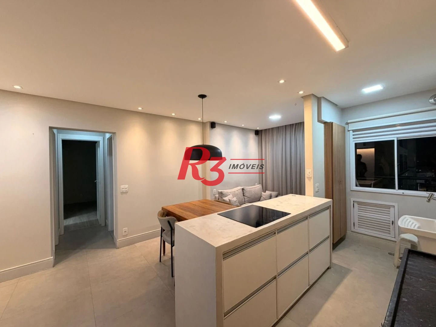 Apartamento com 2 dormitórios para alugar, 63 m² por R$ 4.500,00/mês - Marapé - Santos/SP