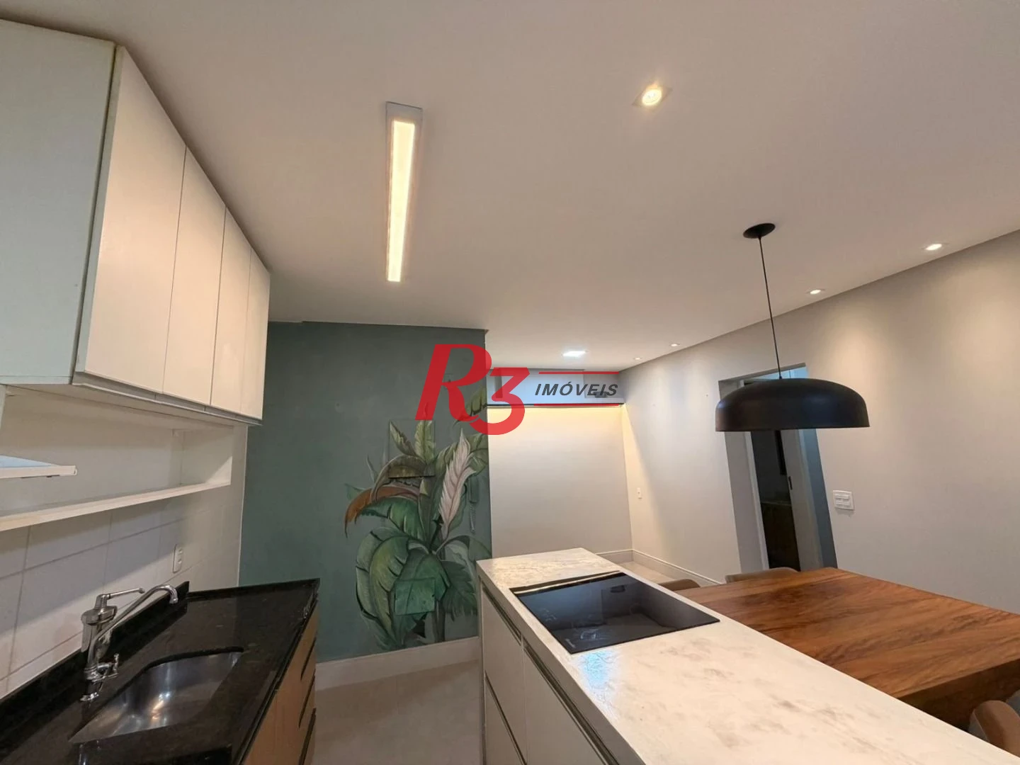 Apartamento com 2 dormitórios para alugar, 63 m² por R$ 4.500,00/mês - Marapé - Santos/SP