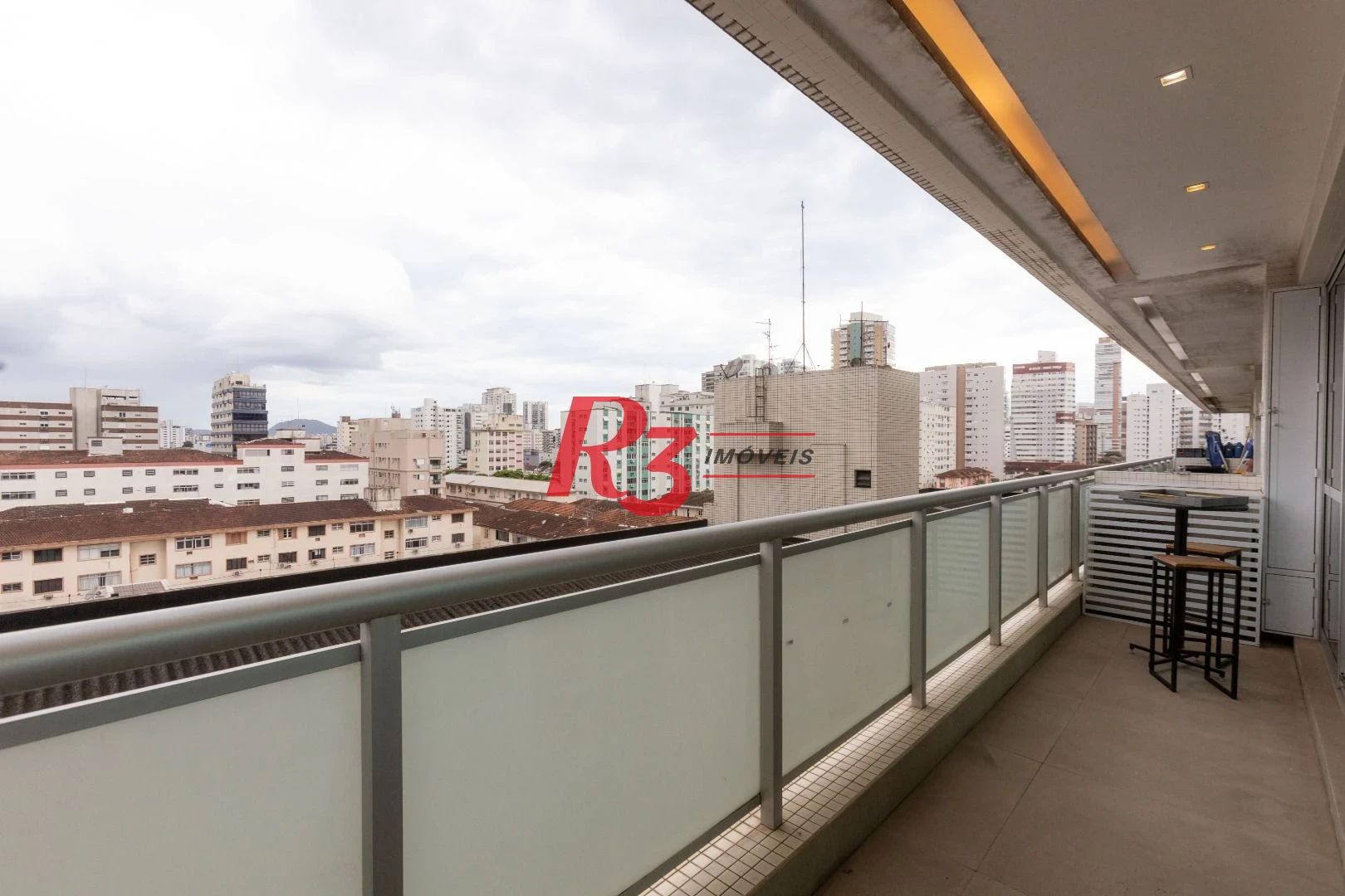 Sala para alugar, 52 m² por R$ 7.000,00/mês - Gonzaga - Santos/SP