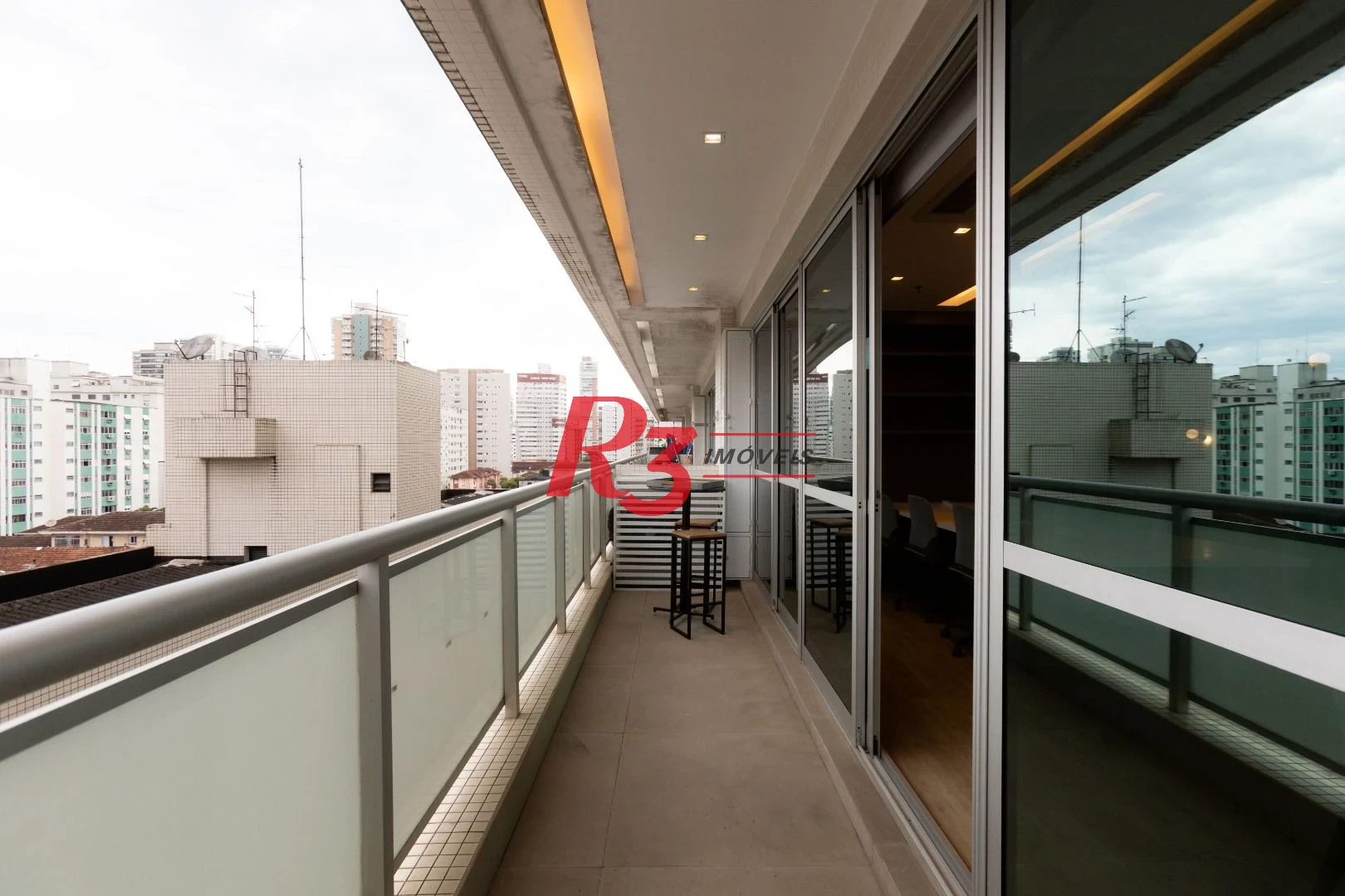Sala para alugar, 52 m² por R$ 7.000,00/mês - Gonzaga - Santos/SP