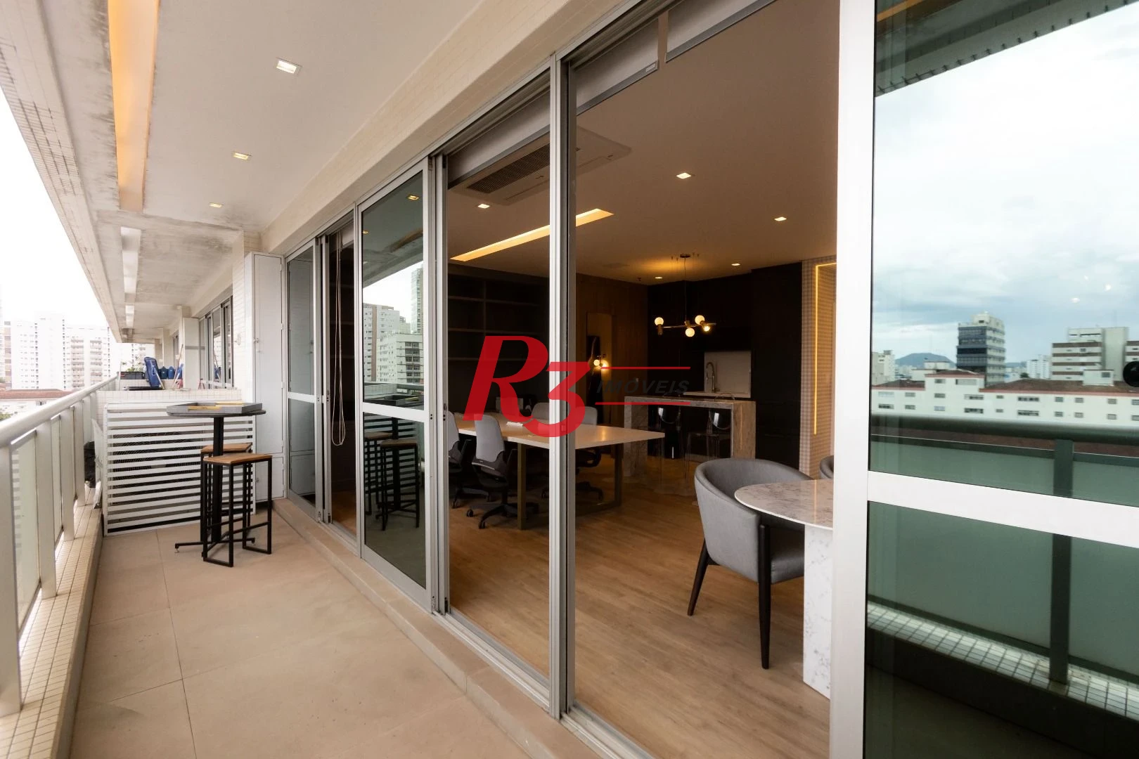 Sala para alugar, 52 m² por R$ 7.000,00/mês - Gonzaga - Santos/SP