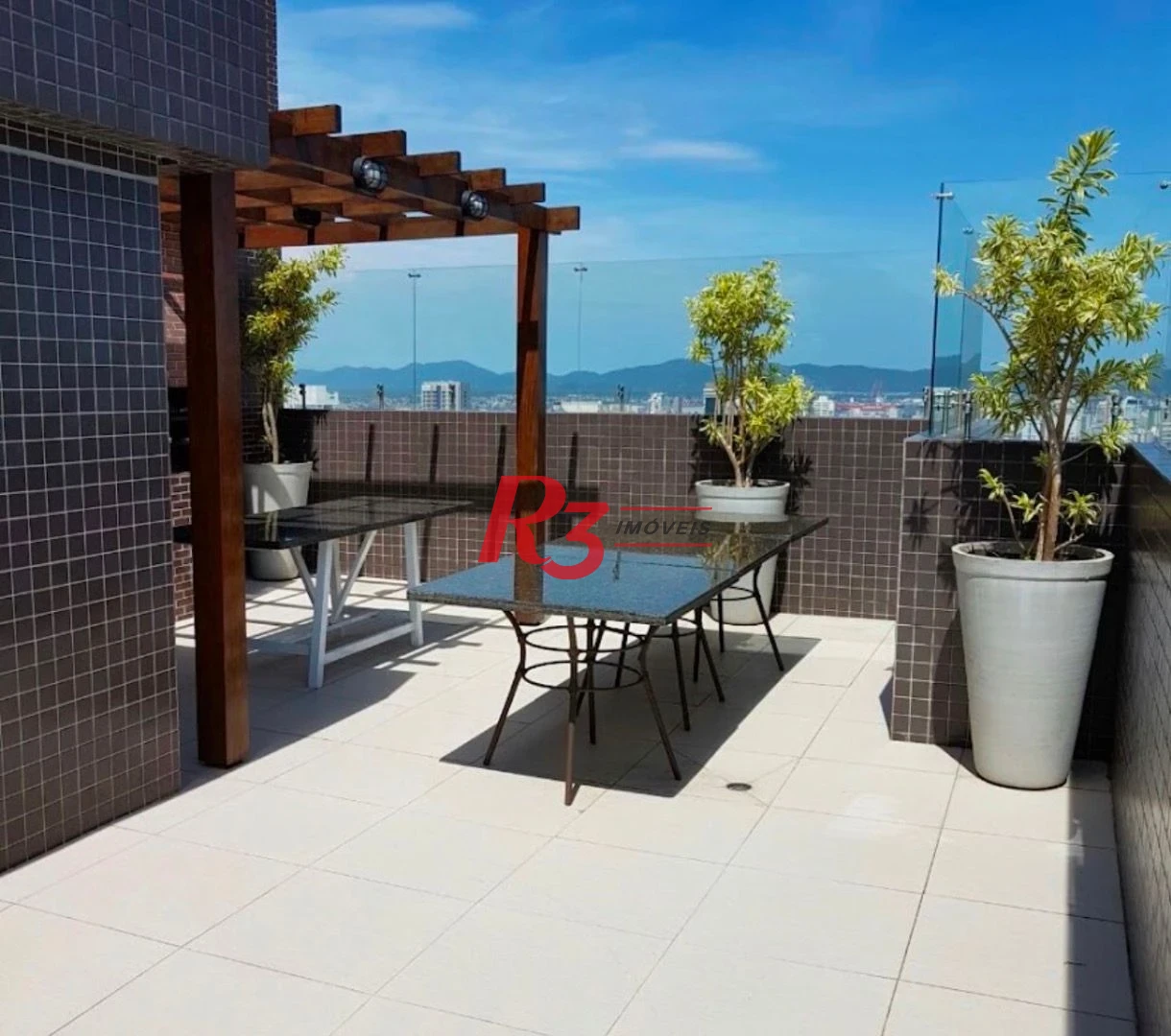 Apartamento com 3 dormitórios para alugar, 100 m² por R$ 7.500,00/mês - Pompéia - Santos/SP
