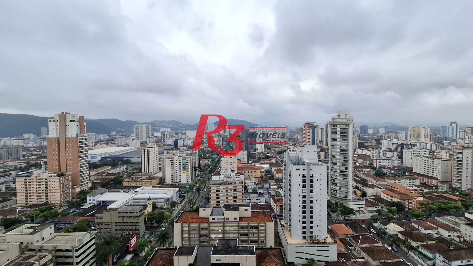 Apartamento com 3 dormitórios à venda, 101 m² por R$ 1.960.000,00 - Gonzaga - Santos/SP