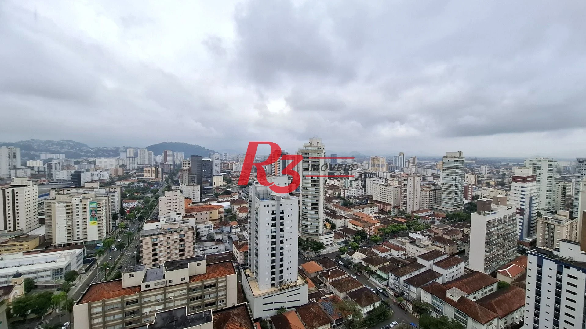 Apartamento com 3 dormitórios à venda, 101 m² por R$ 1.960.000,00 - Gonzaga - Santos/SP