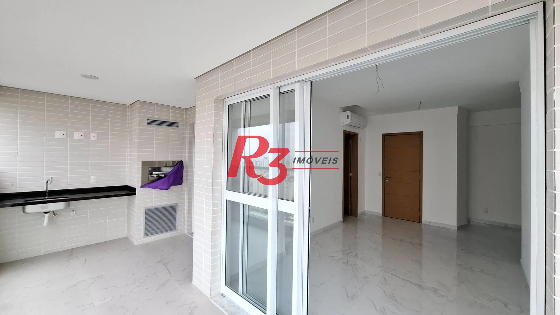 Apartamento com 3 dormitórios à venda, 101 m² por R$ 1.960.000,00 - Gonzaga - Santos/SP