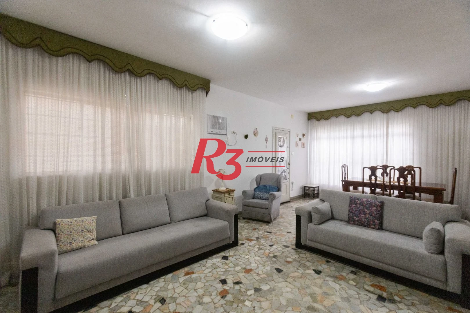 Casa com 3 dormitórios à venda, 188 m² por R$ 1.597.000,00 - José Menino - Santos/SP