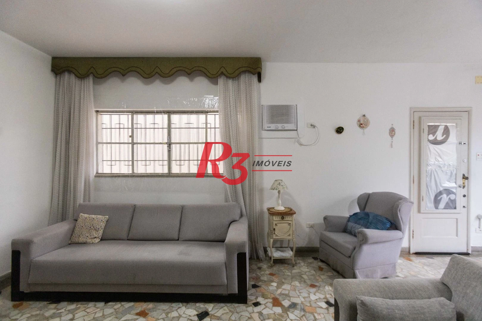 Casa com 3 dormitórios à venda, 188 m² por R$ 1.597.000,00 - José Menino - Santos/SP