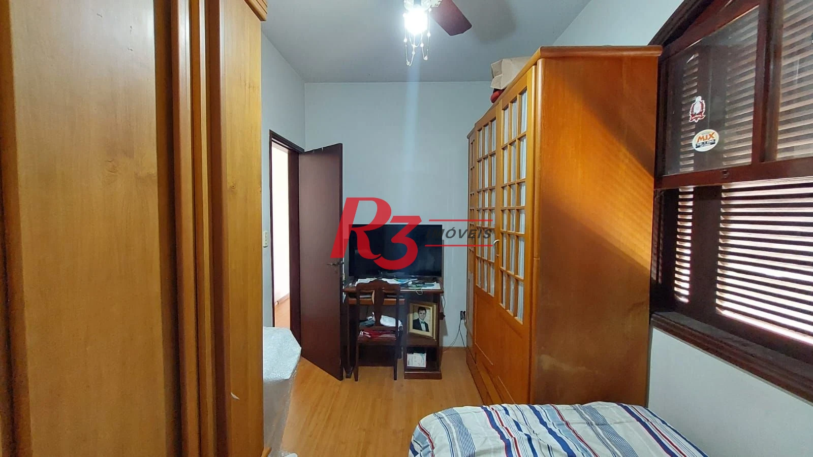 Sobrado com 3 dormitórios à venda, 147 m² por R$ 850.000,00 - Vila Valença - São Vicente/SP
