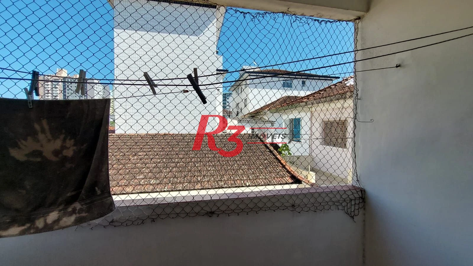 Sobrado com 3 dormitórios à venda, 147 m² por R$ 850.000,00 - Vila Valença - São Vicente/SP