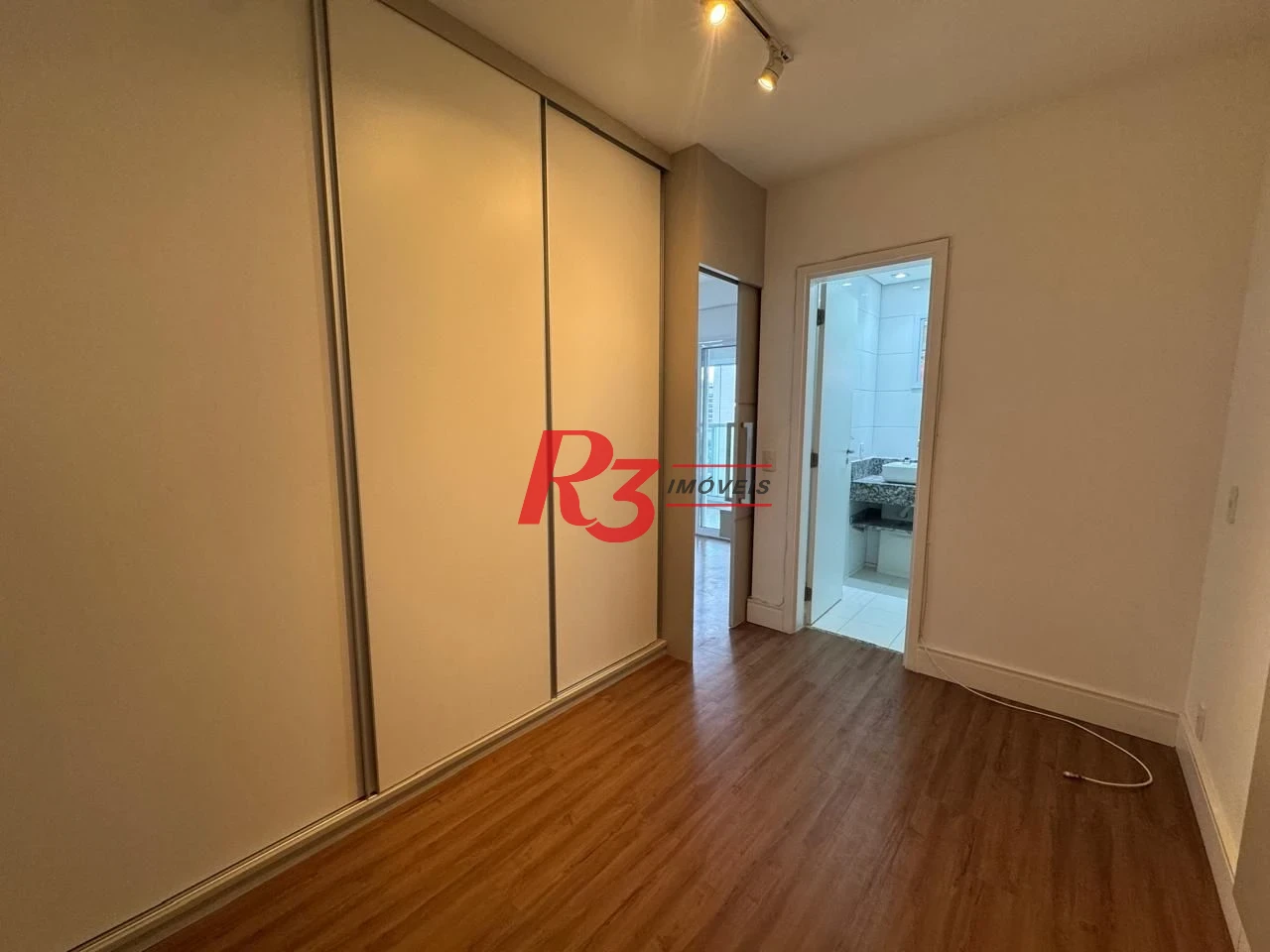Apartamento com 1 dormitório para alugar, 50 m² por R$ 4.625,00/mês - Ponta da Praia - Santos/SP
