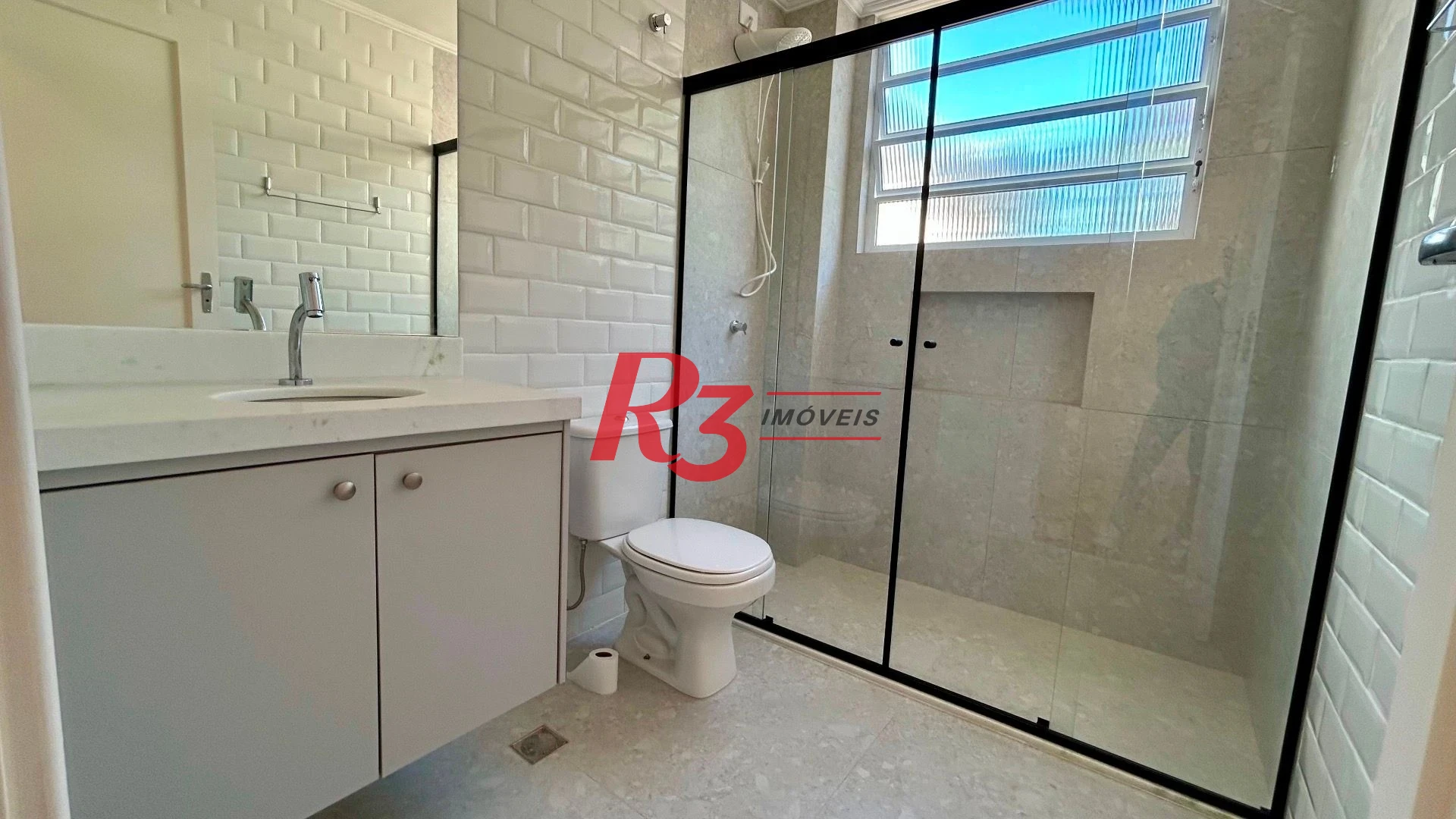 Apartamento com 3 dormitórios para alugar, 86 m² por R$ 5.000,00/mês - Boqueirão - Santos/SP
