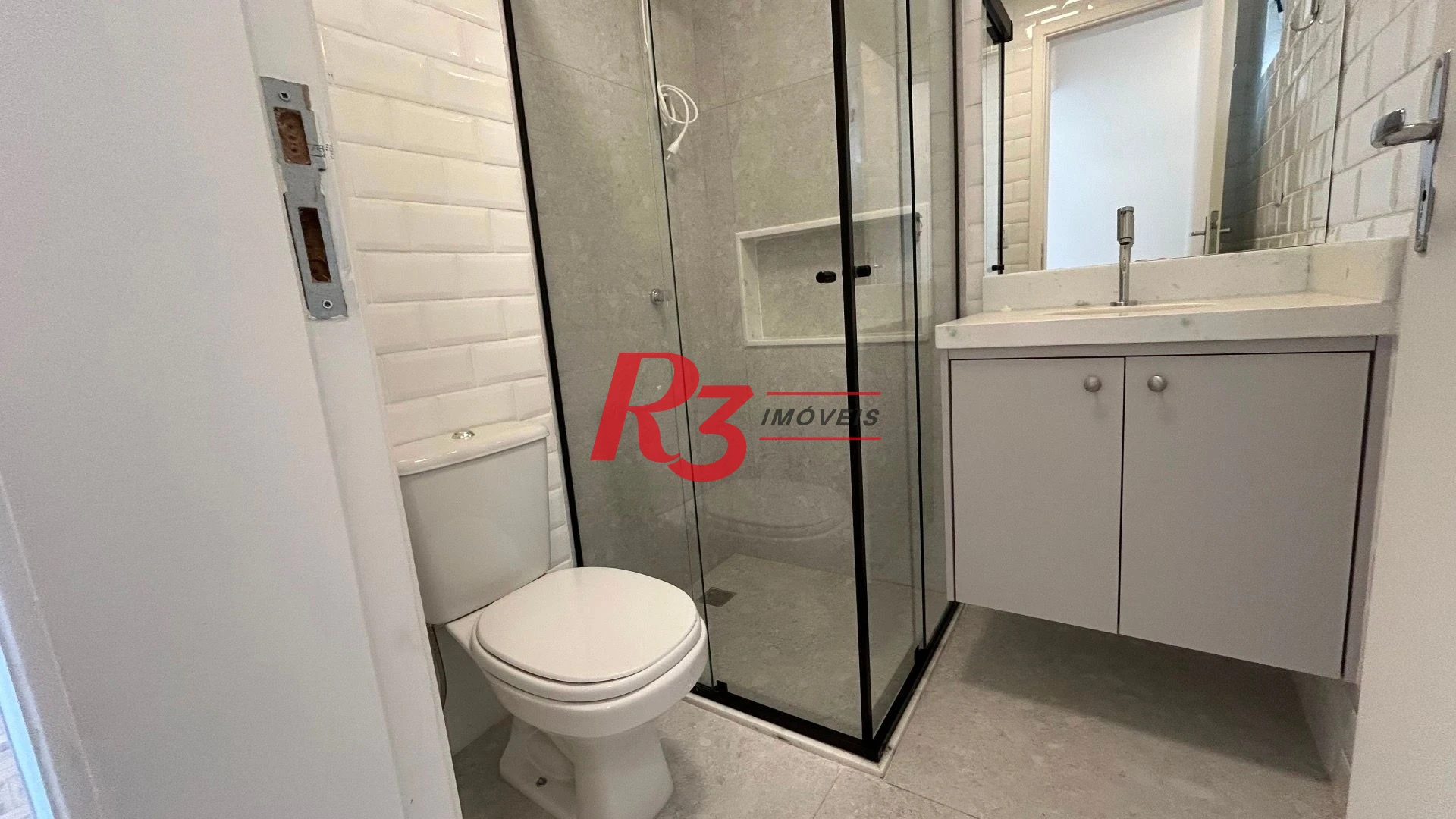 Apartamento com 3 dormitórios para alugar, 86 m² por R$ 5.000,00/mês - Boqueirão - Santos/SP
