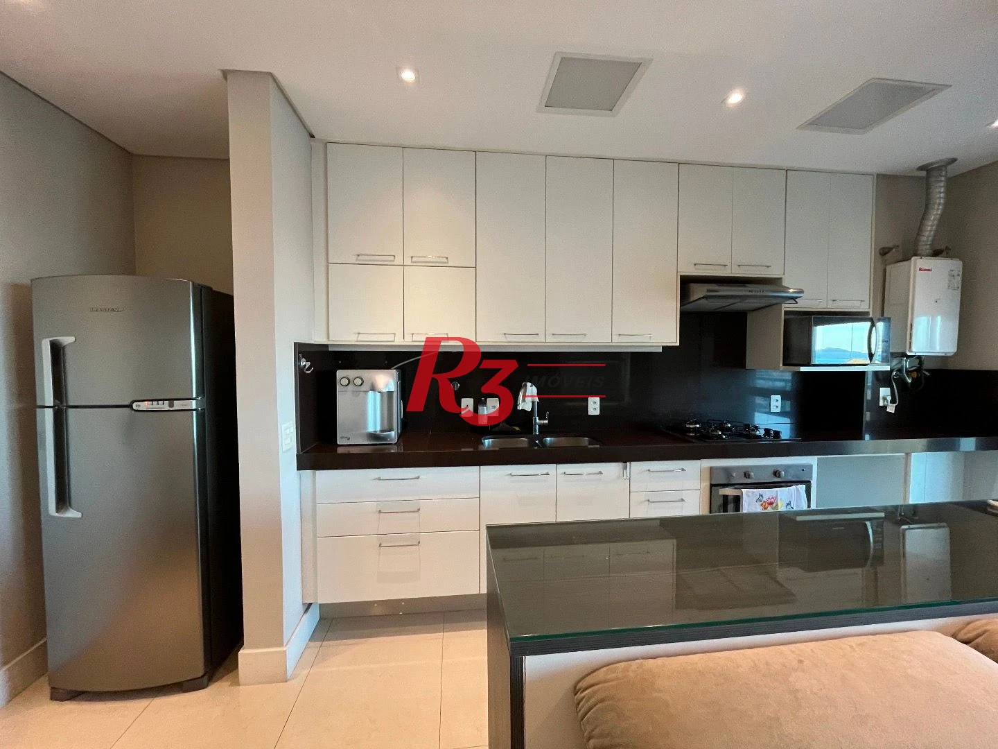 Apartamento com 2 dormitórios à venda, 87 m² por R$ 1.350.000,00 - Gonzaga - Santos/SP