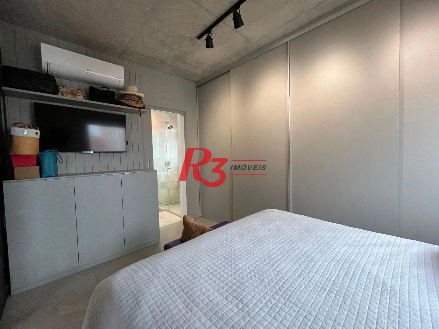 Apartamento com 1 Quarto à venda, 73m² - Embaré em Santos