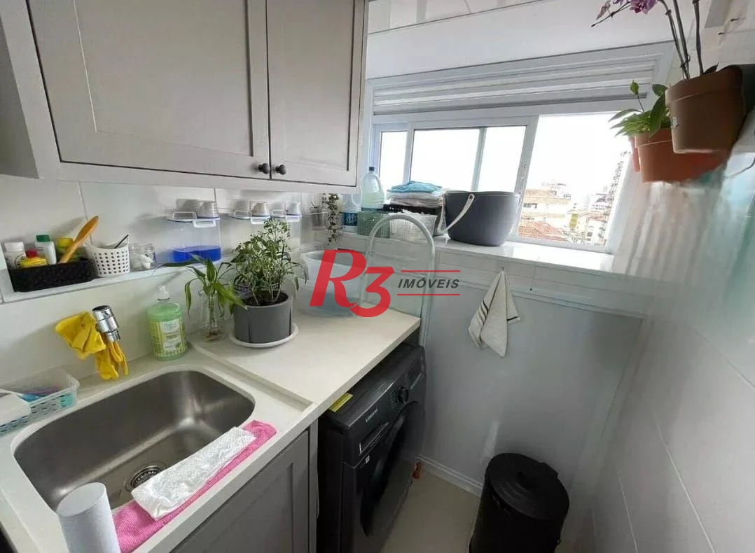 Apartamento com 2 dormitórios à venda, 68 m² por R$ 850.000,00 - Embaré - Santos/SP