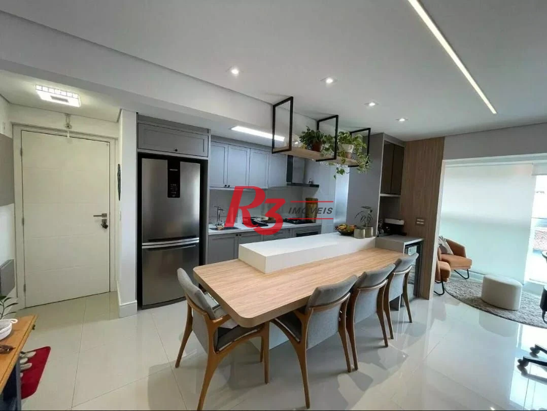 Apartamento com 2 dormitórios à venda, 68 m² por R$ 850.000,00 - Embaré - Santos/SP