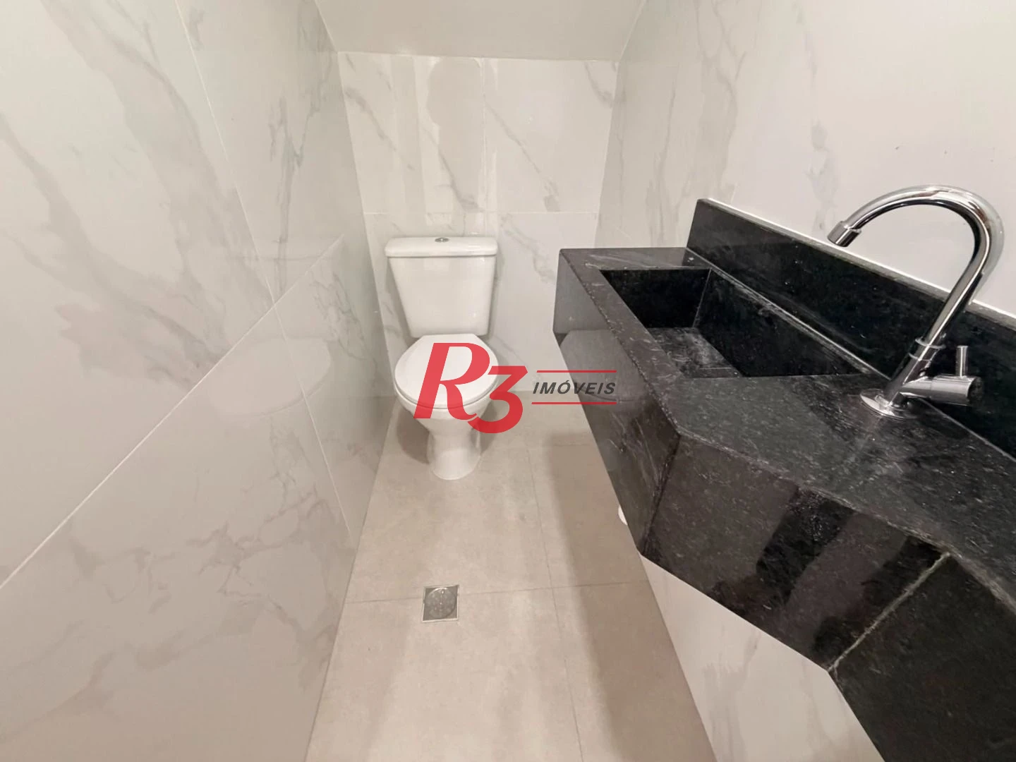 Casa com 3 dormitórios à venda, 130 m² por R$ 1.266.000,00 - Embaré - Santos/SP