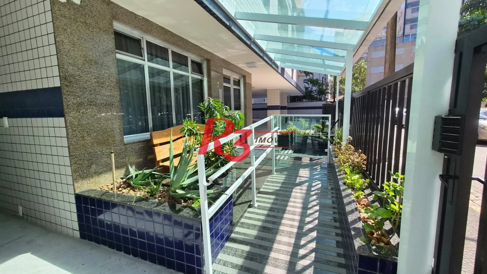 Apartamento com 3 dormitórios à venda, 120 m² por R$ 800.000,00 - José Menino - Santos/SP