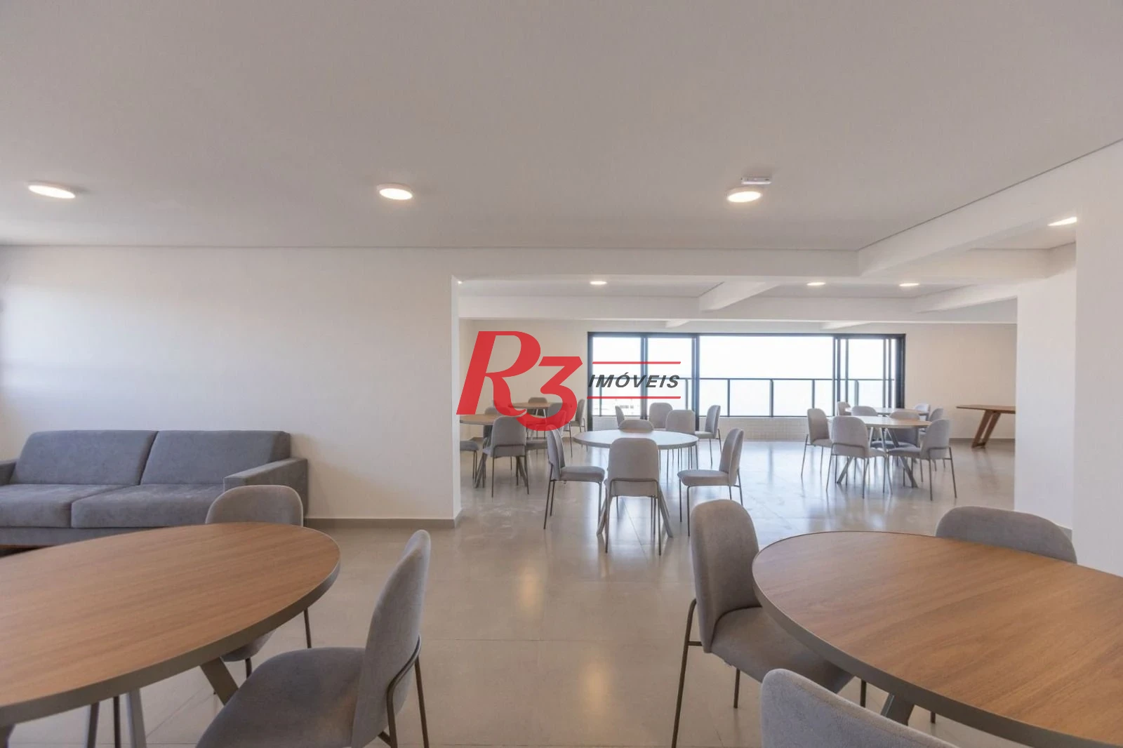Apartamento com 2 dormitórios à venda, 70 m² por R$ 1.030.000,00 - José Menino - Santos/SP