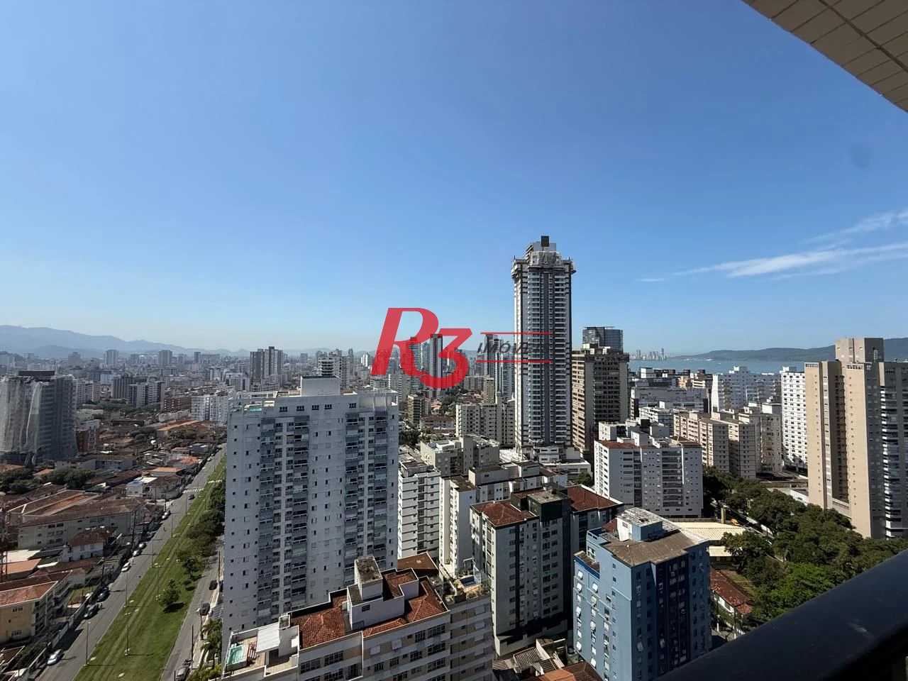 Apartamento com 2 dormitórios à venda, 70 m² por R$ 1.030.000,00 - José Menino - Santos/SP