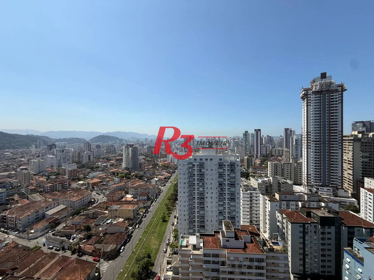 Apartamento com 2 dormitórios à venda, 70 m² por R$ 1.030.000,00 - José Menino - Santos/SP