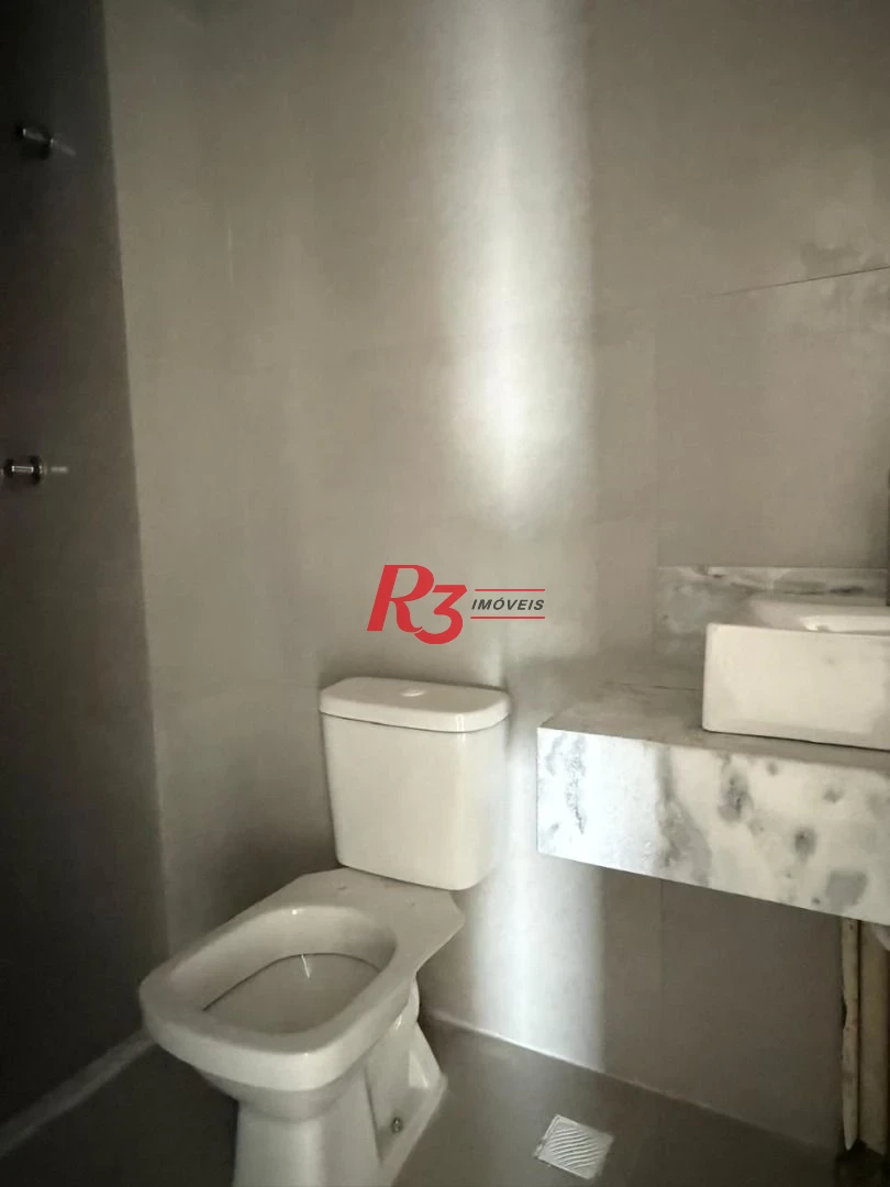 Apartamento com 2 dormitórios à venda, 70 m² por R$ 1.030.000,00 - José Menino - Santos/SP