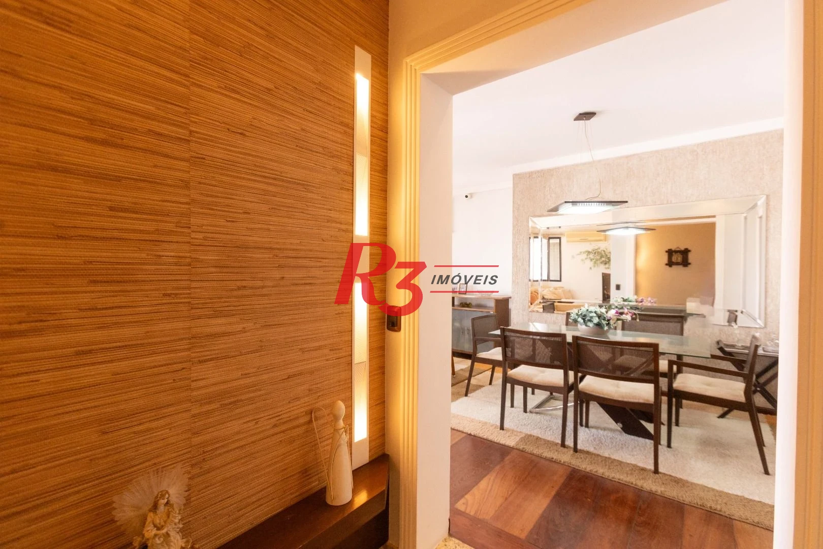 Apartamento com 3 dormitórios para alugar, 188 m² por R$ 8.700,00/mês - Gonzaga - Santos/SP