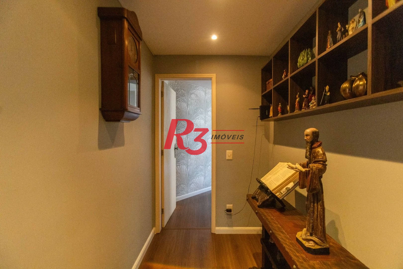 Apartamento com 3 dormitórios para alugar, 188 m² por R$ 8.700,00/mês - Gonzaga - Santos/SP