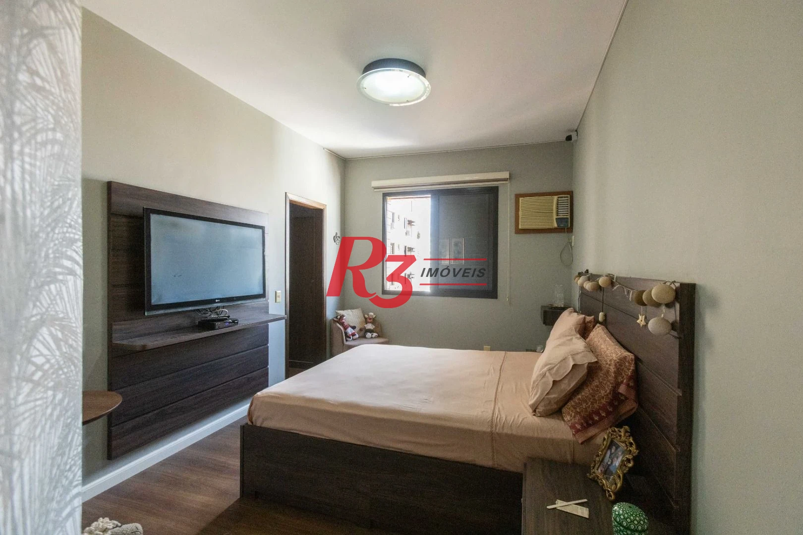 Apartamento com 3 dormitórios para alugar, 188 m² por R$ 8.700,00/mês - Gonzaga - Santos/SP