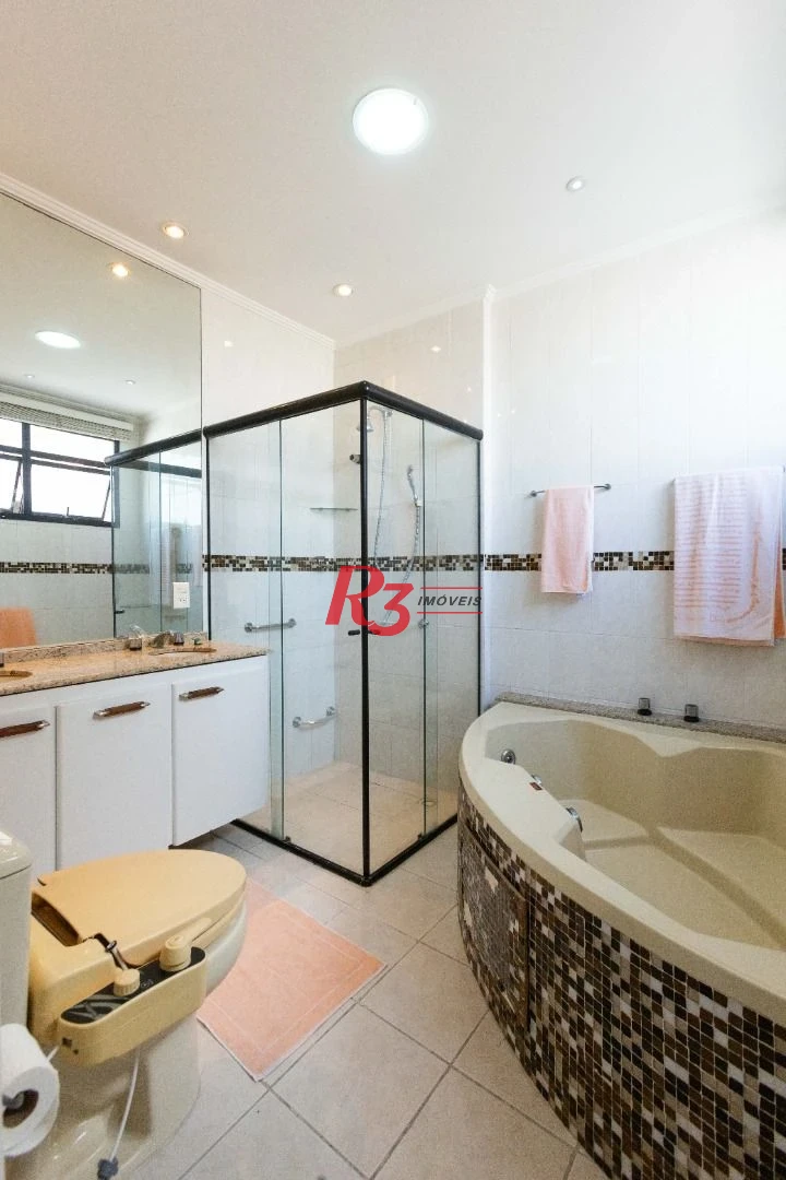 Apartamento com 3 dormitórios para alugar, 188 m² por R$ 8.700,00/mês - Gonzaga - Santos/SP