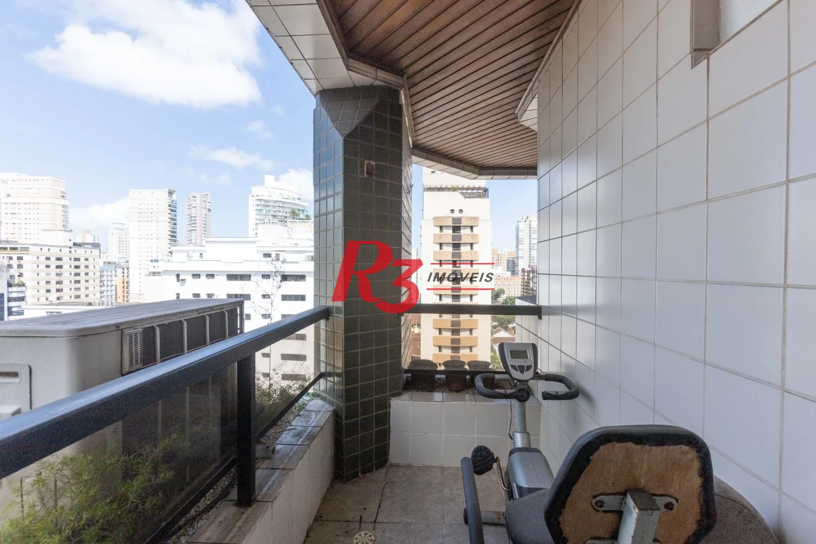 Apartamento com 3 dormitórios para alugar, 188 m² por R$ 8.700,00/mês - Gonzaga - Santos/SP