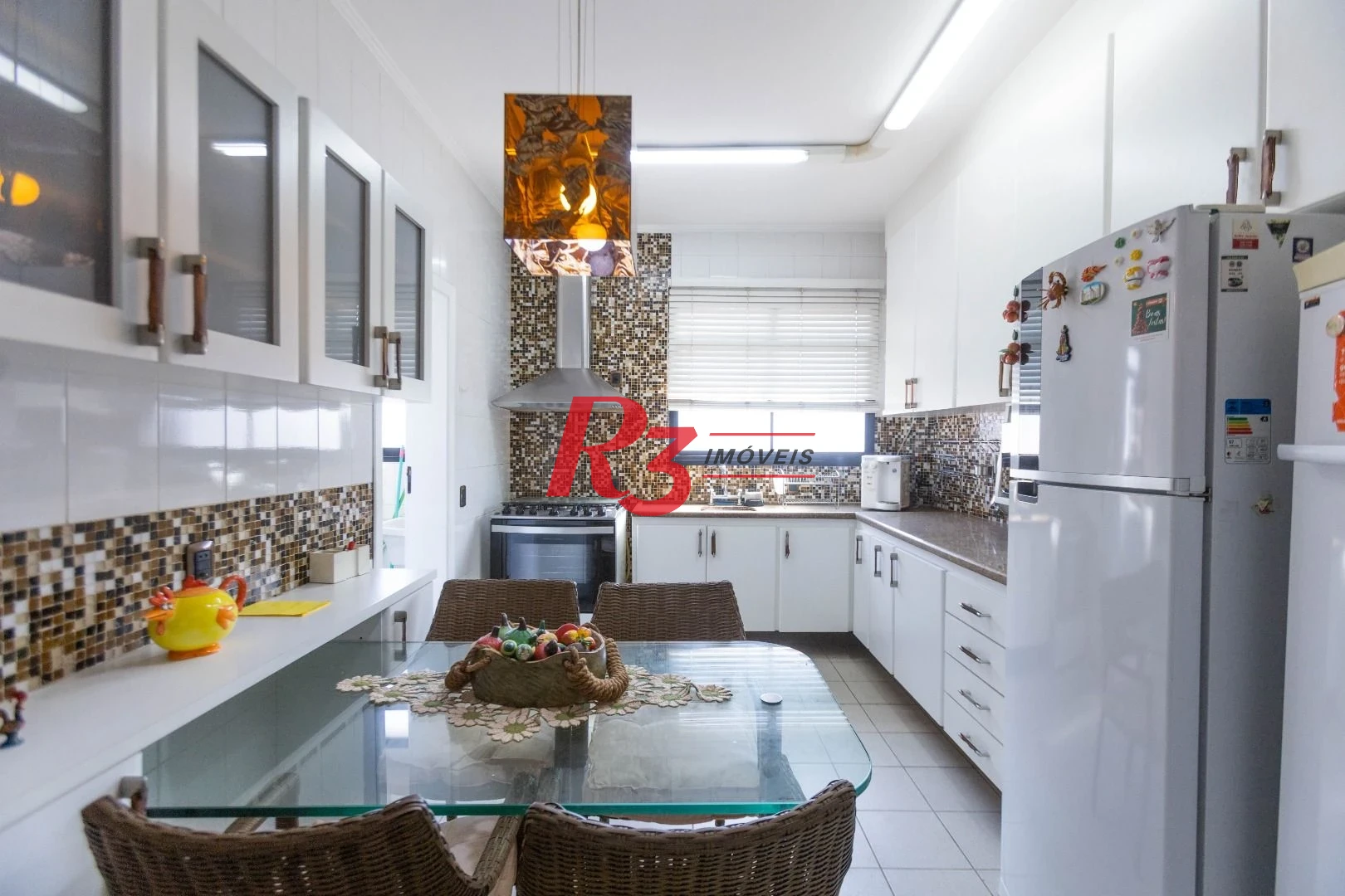 Apartamento com 3 dormitórios para alugar, 188 m² por R$ 8.700,00/mês - Gonzaga - Santos/SP