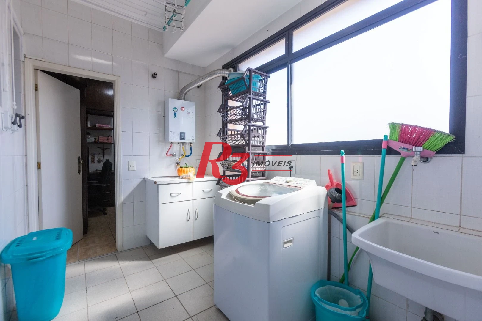 Apartamento com 3 dormitórios para alugar, 188 m² por R$ 8.700,00/mês - Gonzaga - Santos/SP