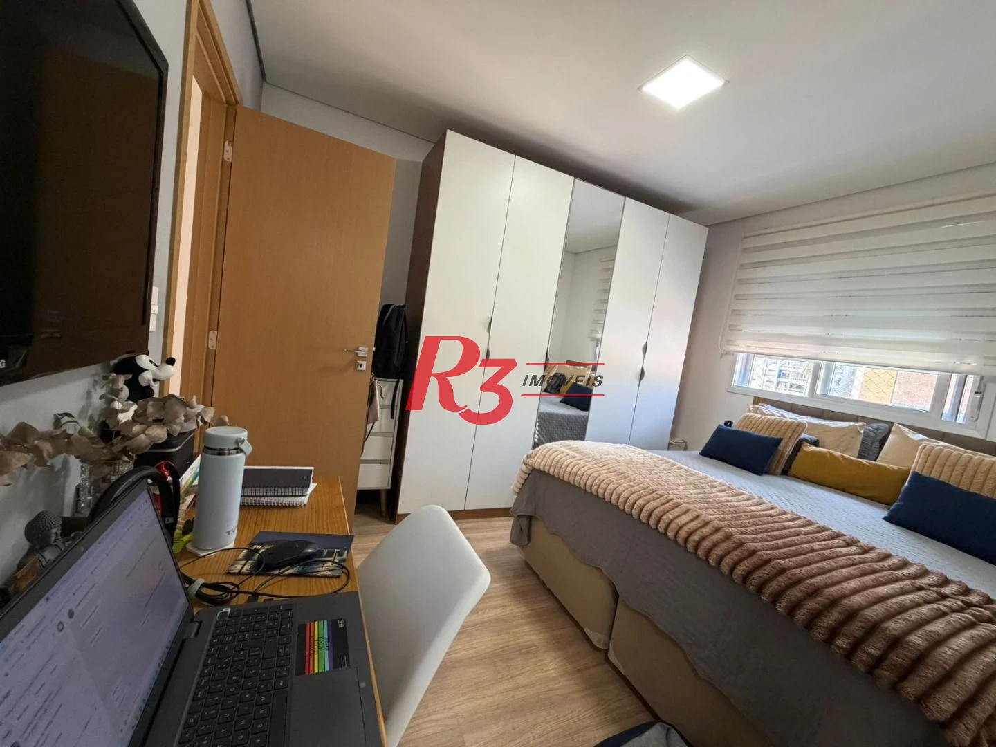 Apartamento com 2 dormitórios à venda, 74 m² por R$ 1.050.000,00 - Gonzaga - Santos/SP