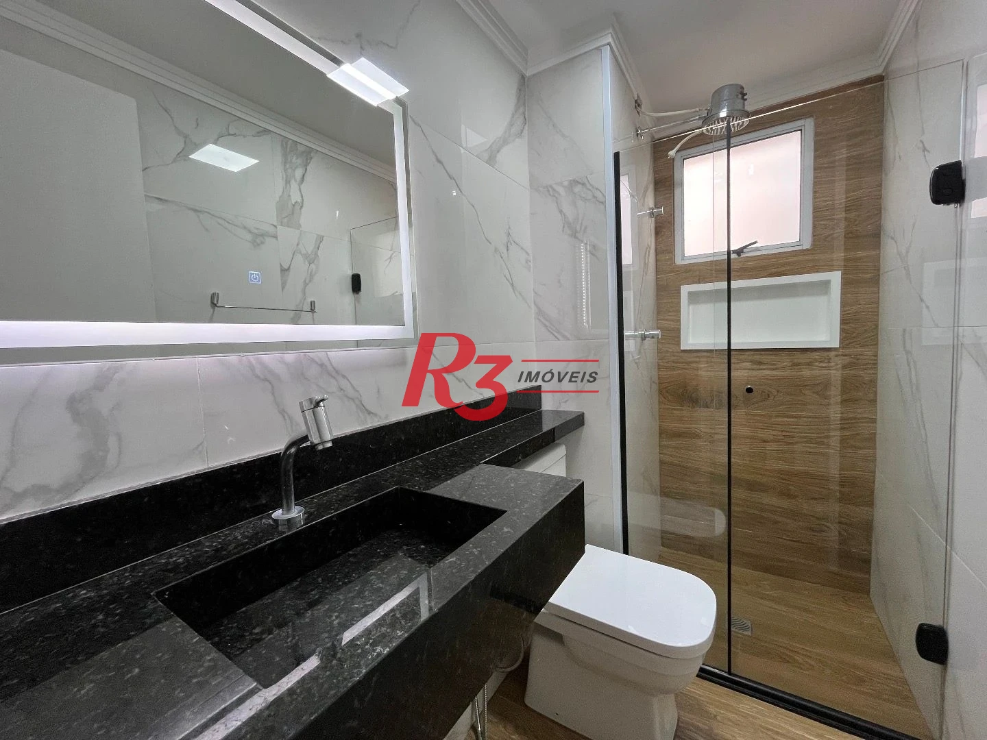 Apartamento com 2 dormitórios à venda, 58 m² por R$ 330.000,00 - Morro Nova Cintra - Santos/SP