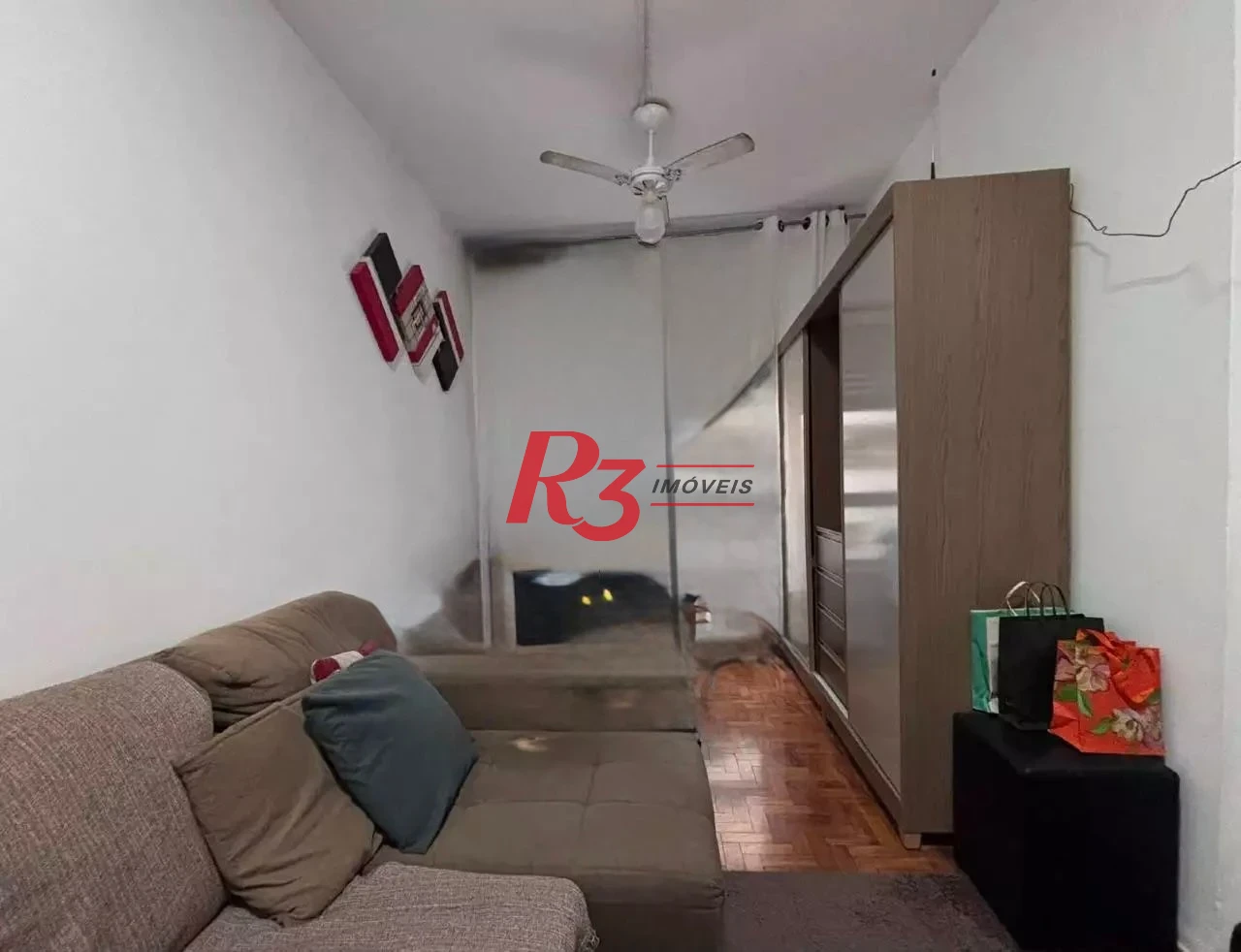 Kitnet com 1 dormitório à venda, 30 m² por R$ 300.000,00 - Aparecida - Santos/SP