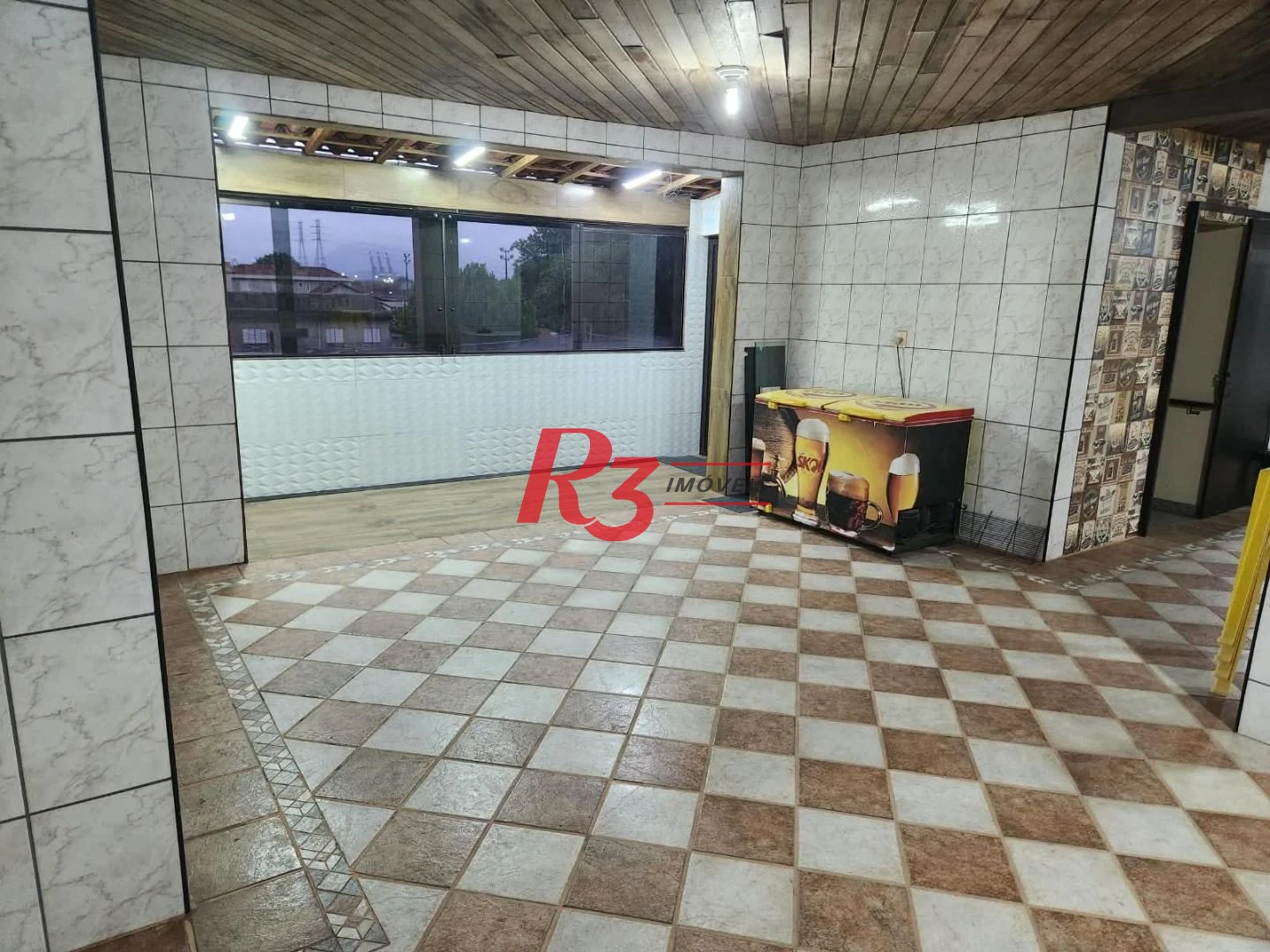Casa triplex com 4 dormitórios à venda, 320 m² por R$ 880.000 - Bom Retiro - Santos/SP