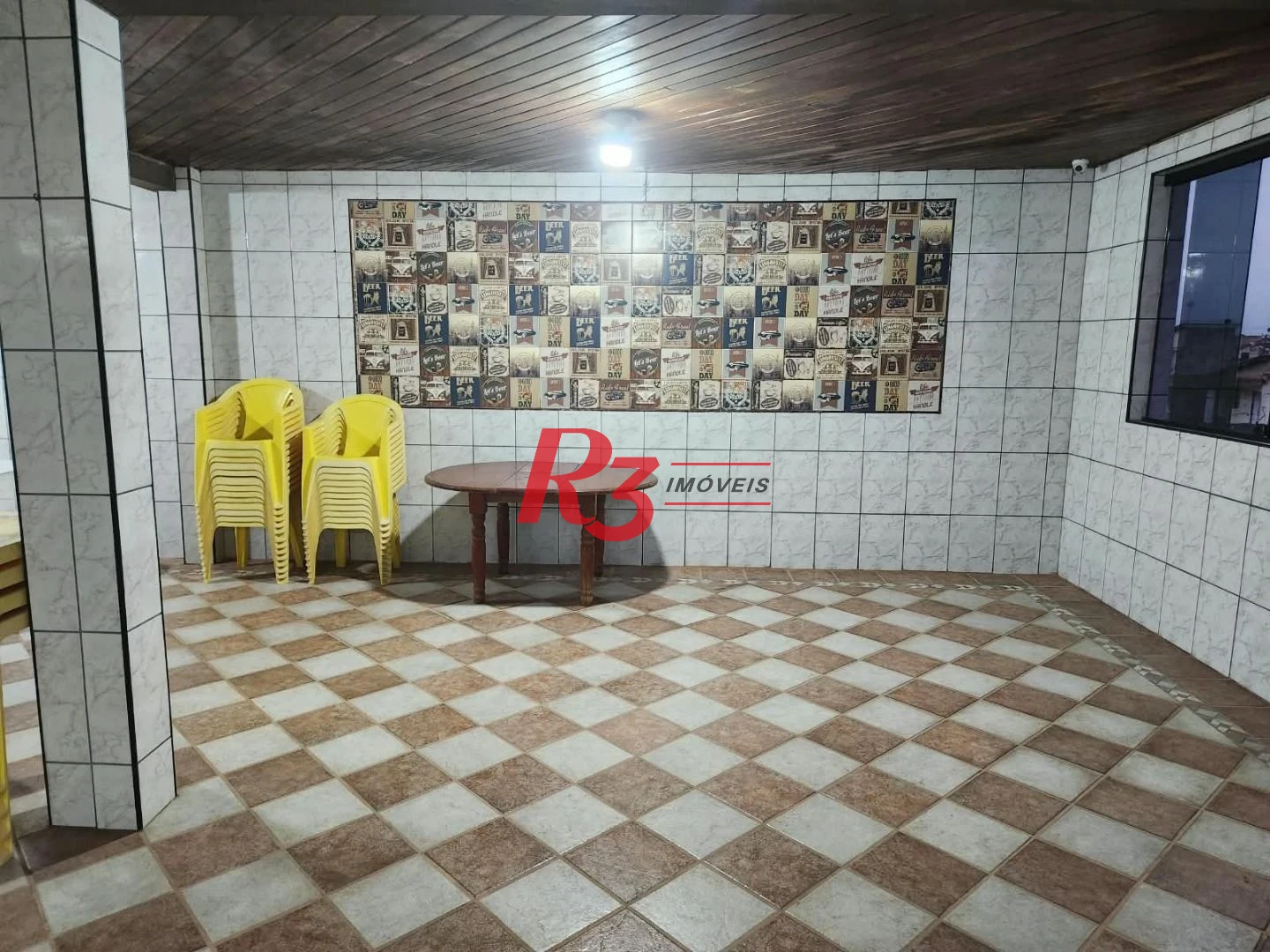 Casa triplex com 4 dormitórios à venda, 320 m² por R$ 880.000 - Bom Retiro - Santos/SP