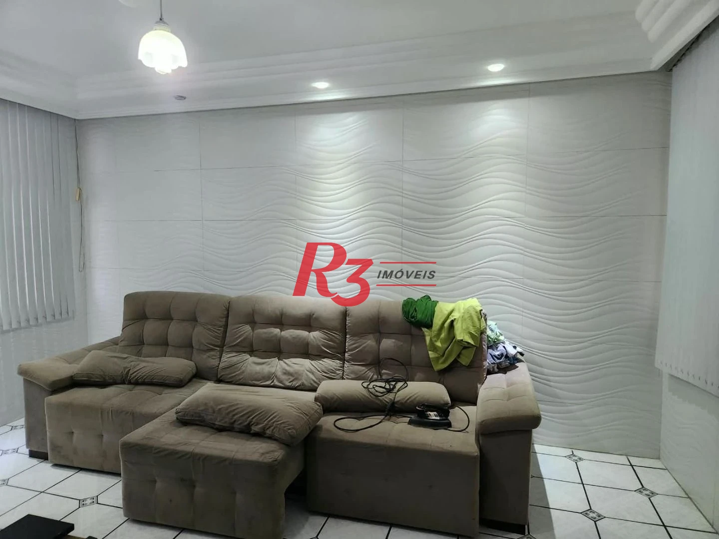 Casa triplex com 4 dormitórios à venda, 320 m² por R$ 880.000 - Bom Retiro - Santos/SP