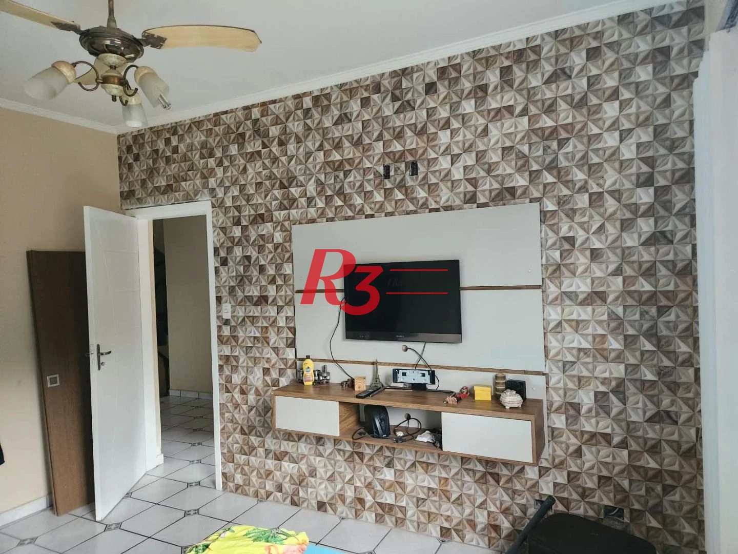 Casa triplex com 4 dormitórios à venda, 320 m² por R$ 880.000 - Bom Retiro - Santos/SP