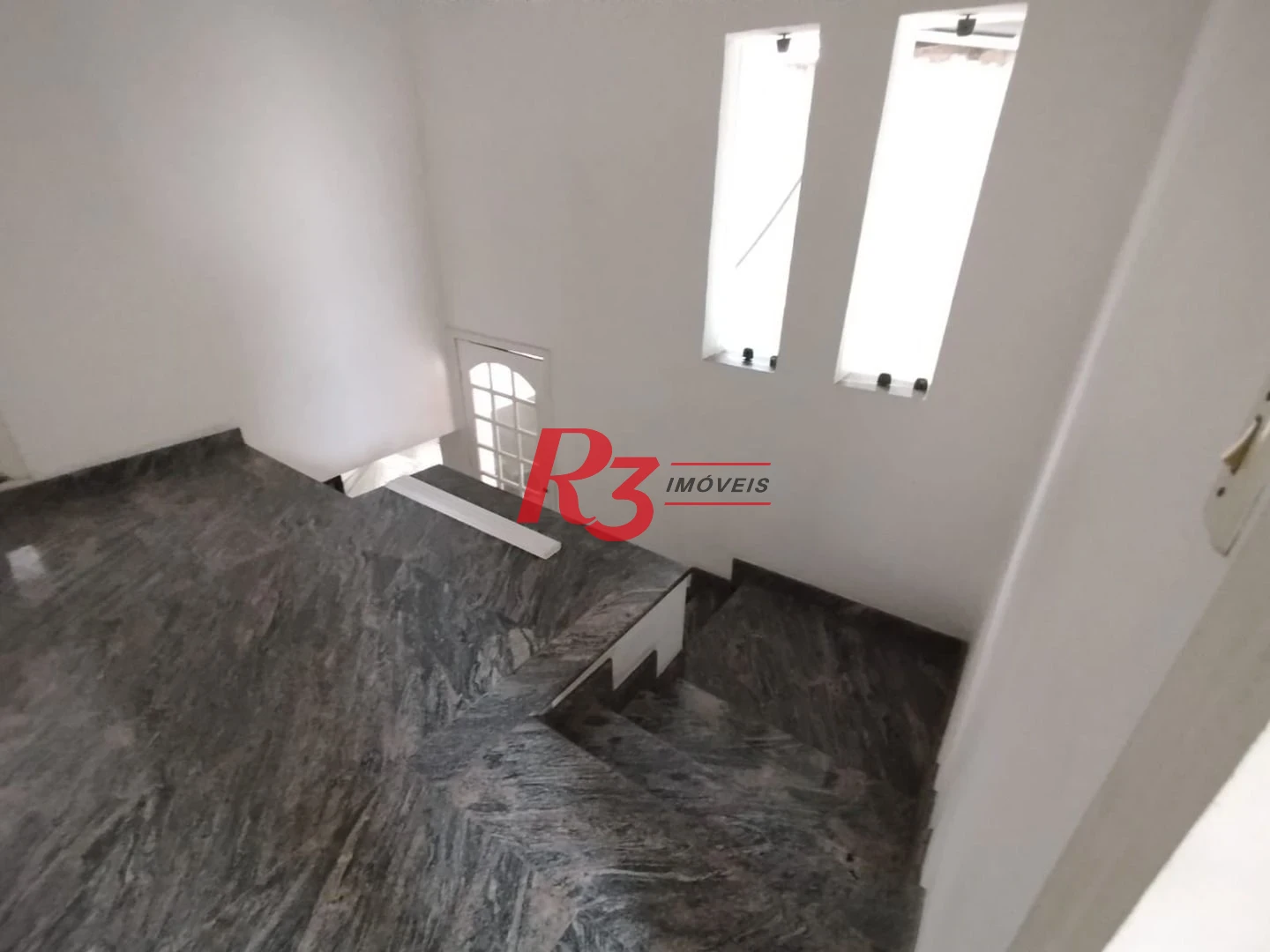 Casa com 4 dormitórios à venda, 700 m² por R$ 2.800.000,00 - Embaré - Santos/SP