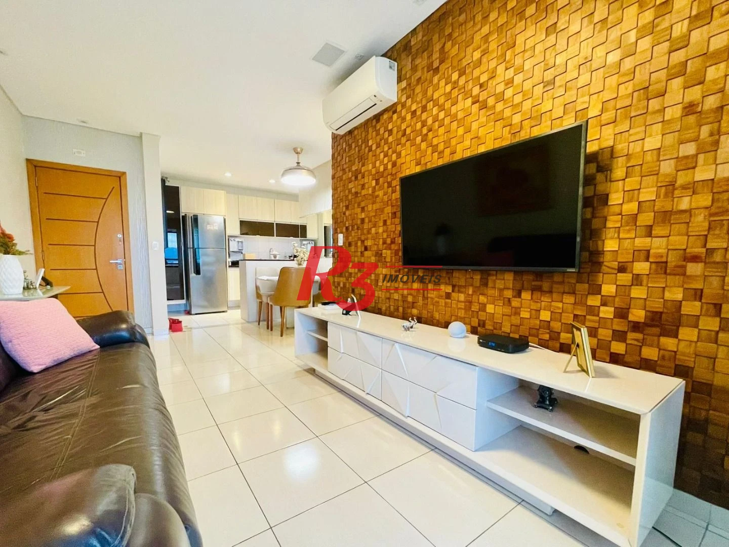 Apartamento com 2 dormitórios à venda, 84 m² por R$ 1.050.000,00 - Embaré - Santos/SP