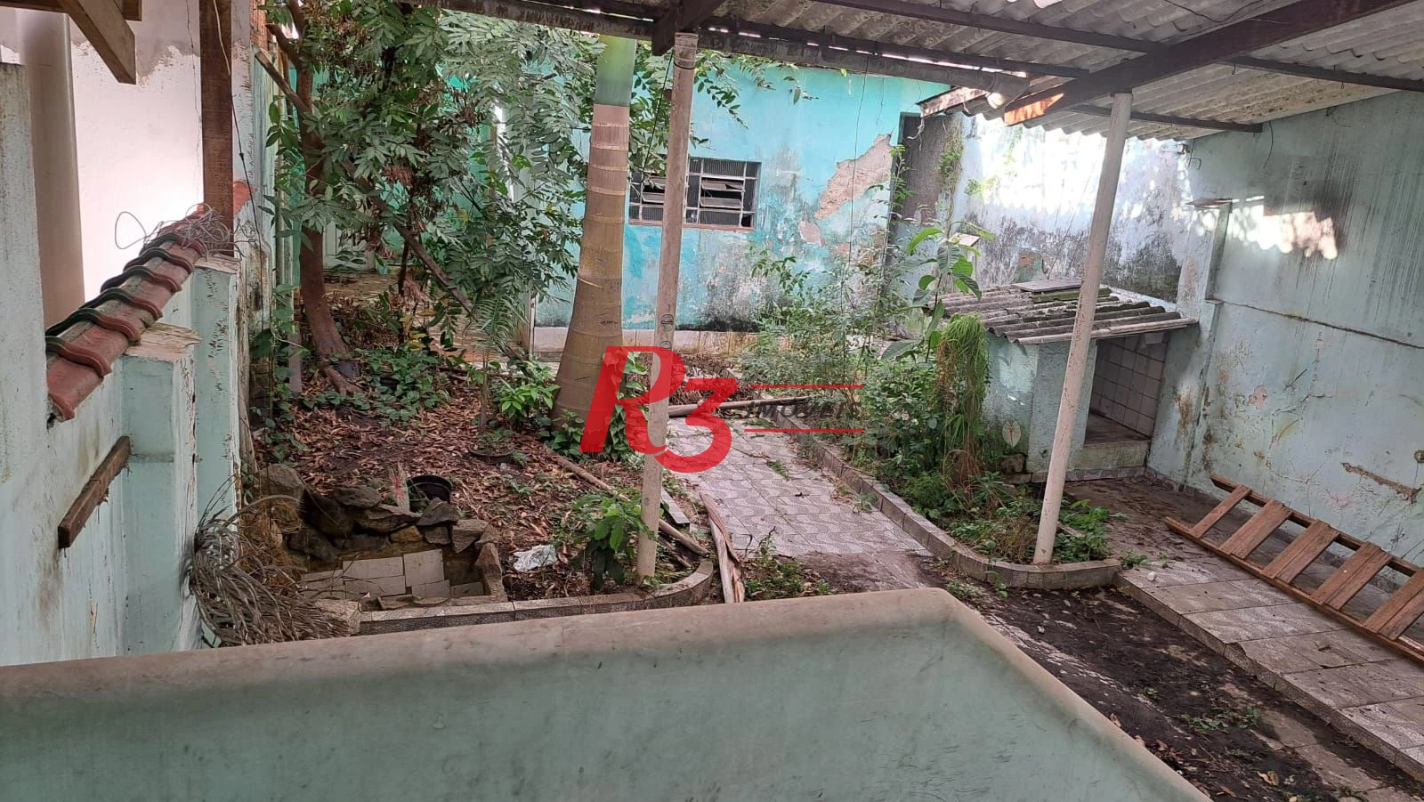 Casa com 3 dormitórios à venda, 200 m² por R$ 1.300.000,00 - Vila Belmiro - Santos/SP