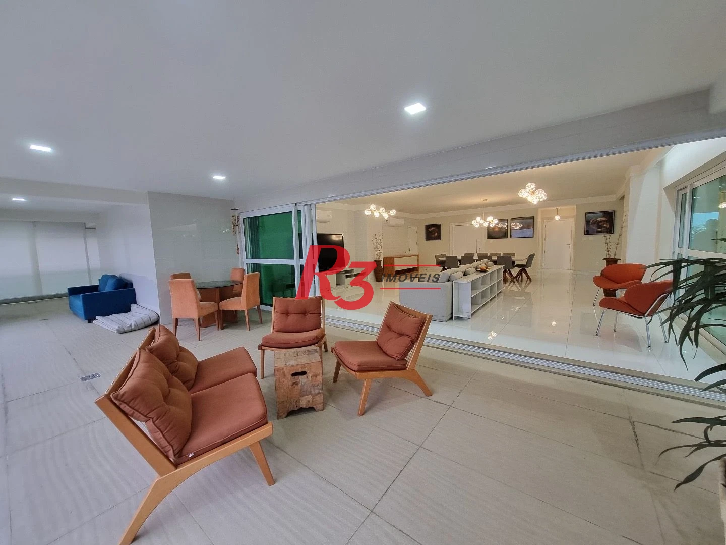 Apartamento com 4 dormitórios à venda, 360 m² por R$ 5.900.900,00 - Gonzaga - Santos/SP