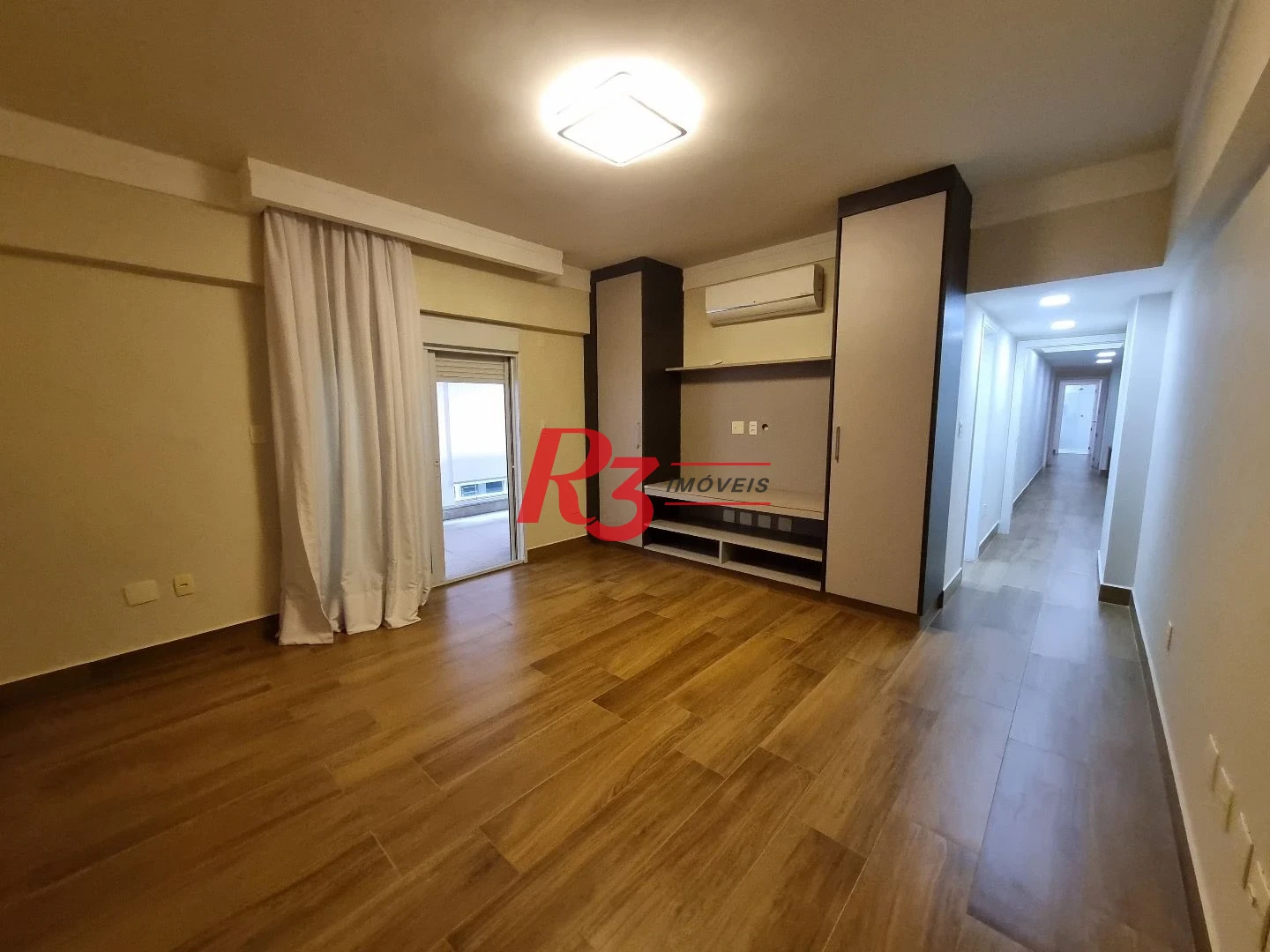 Apartamento com 4 dormitórios à venda, 360 m² por R$ 5.900.900,00 - Gonzaga - Santos/SP