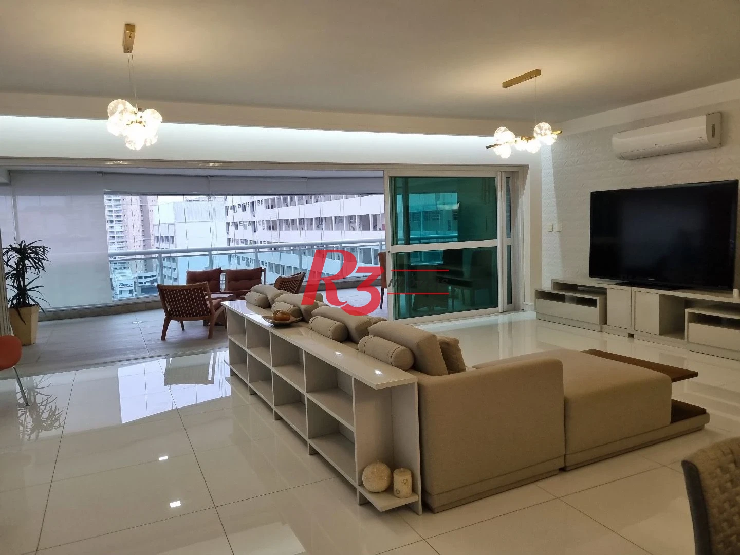 Apartamento com 4 dormitórios à venda, 360 m² por R$ 5.900.900,00 - Gonzaga - Santos/SP