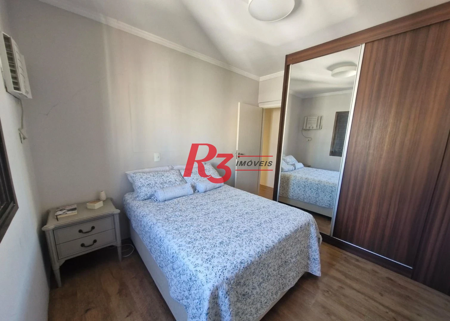 Apartamento com 3 dormitórios à venda, 98 m² por R$ 850.000,00 - Gonzaga - Santos/SP