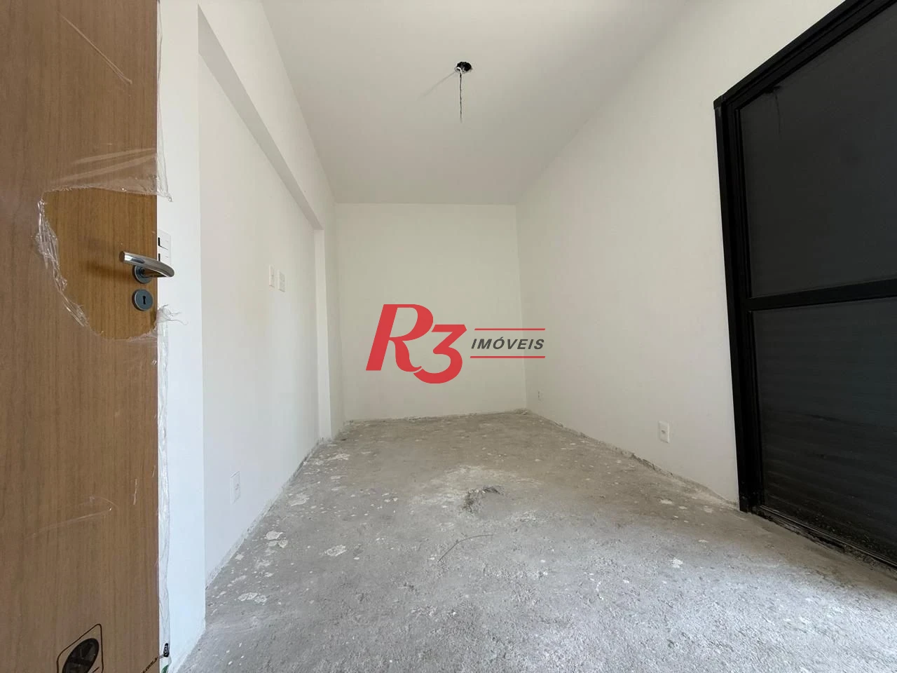 Apartamento com 2 dormitórios à venda, 70 m² por R$ 990.000,00 - José Menino - Santos/SP