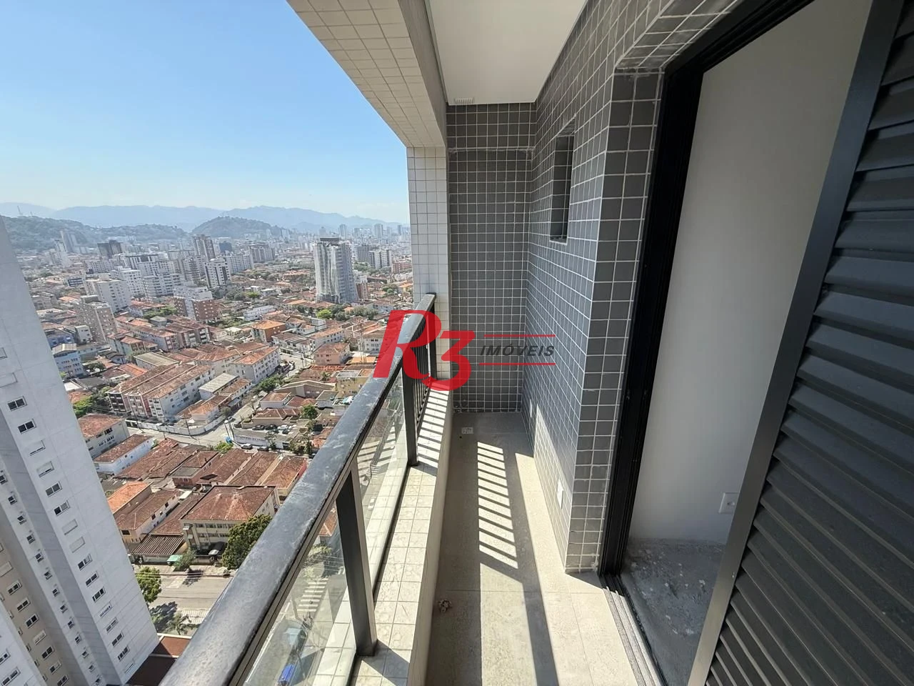 Apartamento com 2 dormitórios à venda, 70 m² por R$ 990.000,00 - José Menino - Santos/SP